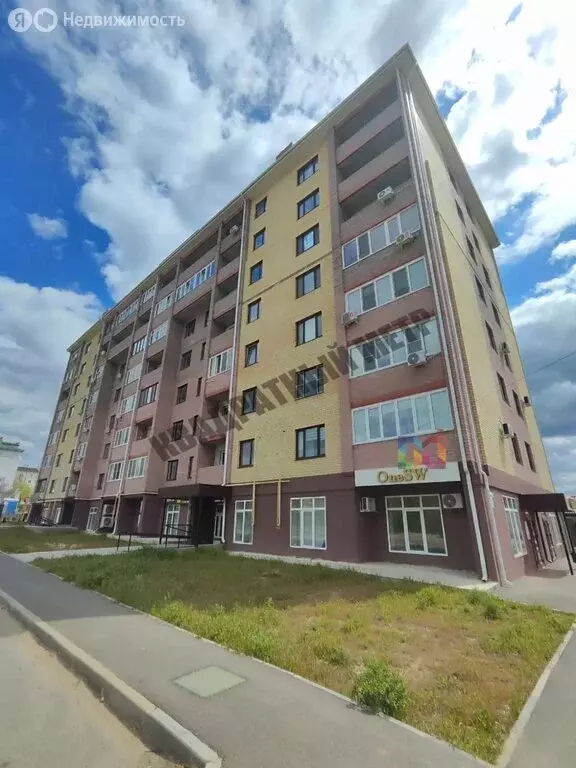 2-комнатная квартира: Элиста, улица Сухэ-Батора, 28 (56.3 м) - Фото 1