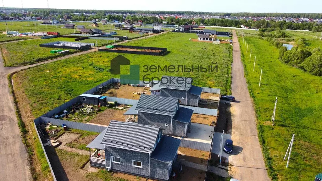 Участок в Московская область, Домодедово городской округ, д. Шишкино ... - Фото 0