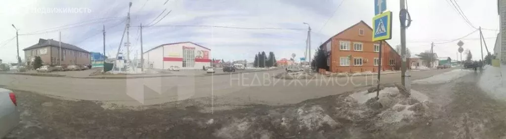 Дом в Упорово, улица Чивилёва (390 м) - Фото 1