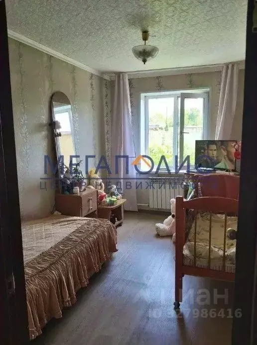 Дом в Саратовская область, Балаковский район, Быково-Отрогское ... - Фото 1