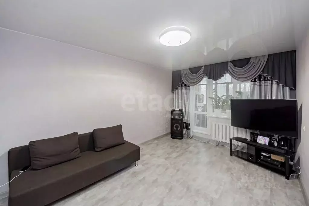 3-к кв. Тюменская область, Тюмень Ткацкий проезд, 14 (60.5 м) - Фото 1