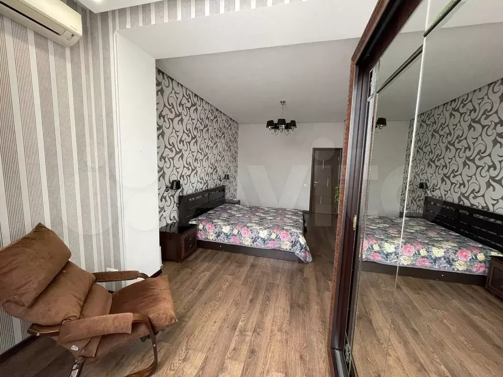 3-к. квартира, 100 м, 6/9 эт. - Фото 0