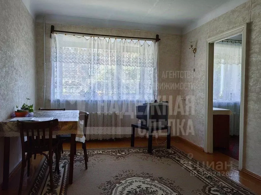 2-к кв. Алтайский край, Рубцовск Киевская ул., 23 (43.0 м) - Фото 1