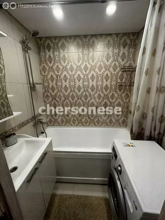 2-комнатная квартира: Севастополь, проспект Октябрьской Революции, ... - Фото 1