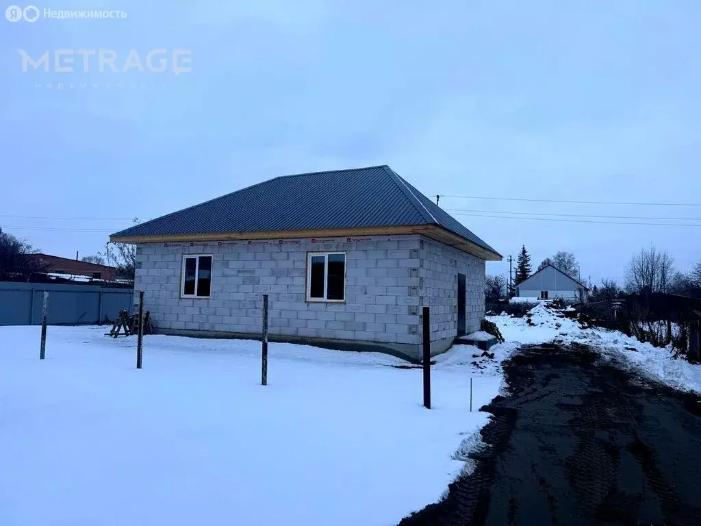 Дом в Новосибирская область, рабочий посёлок Коченёво, улица Чапаева, ... - Фото 1
