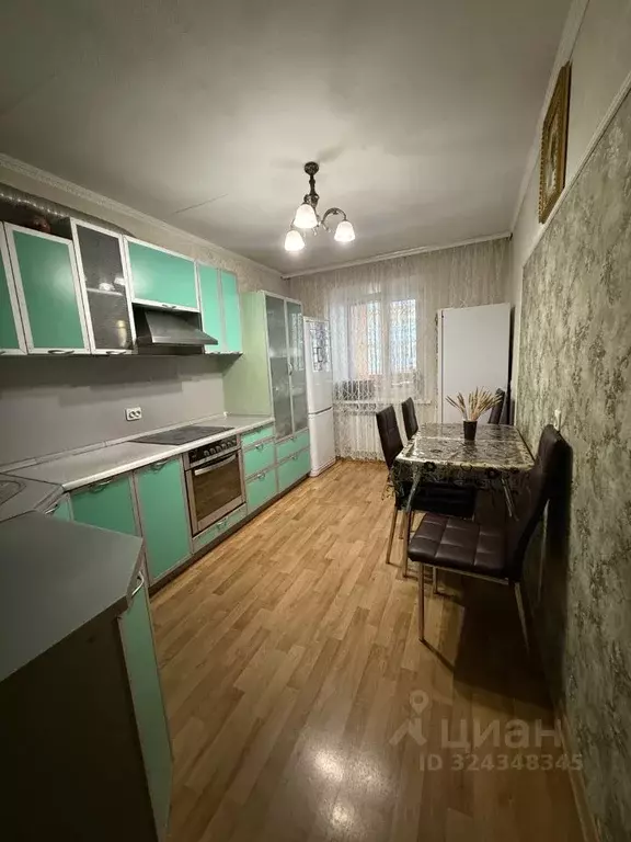 3-к кв. Свердловская область, Екатеринбург ул. Родонитовая, 9 (82.0 м) - Фото 2