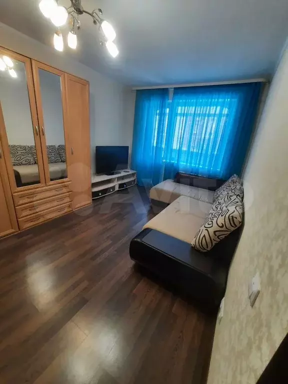 1-к. квартира, 40 м, 2/5 эт. - Фото 0