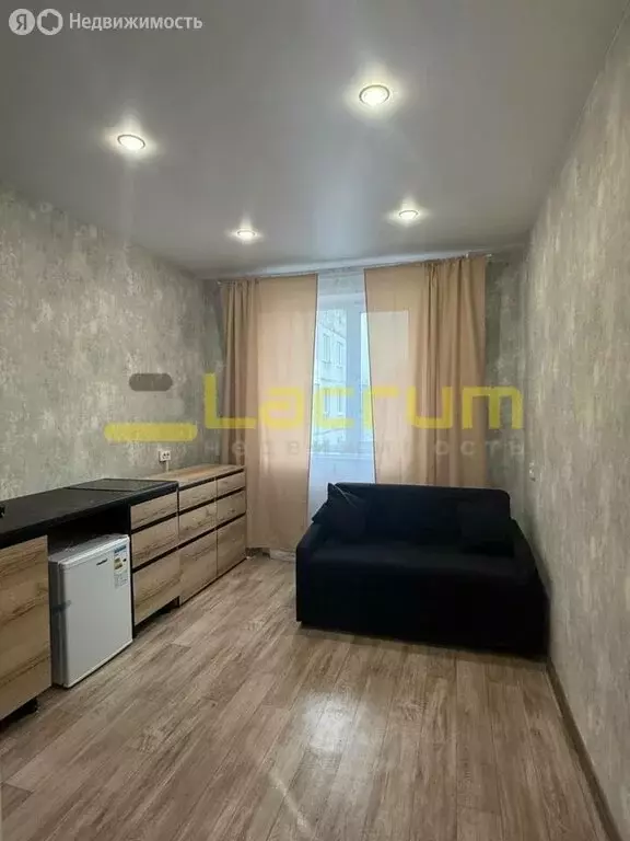 Квартира-студия: Красноярск, улица Железнодорожников, 11 (12 м) - Фото 1