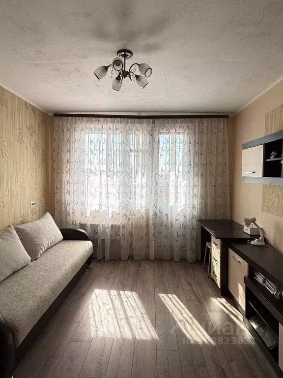 2-к кв. Свердловская область, Екатеринбург ул. Рассветная, 13 (48.0 м) - Фото 1