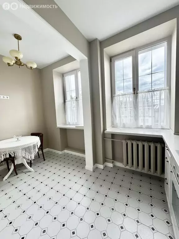 2-комнатная квартира: Киров, улица Карла Маркса, 62 (60 м) - Фото 0