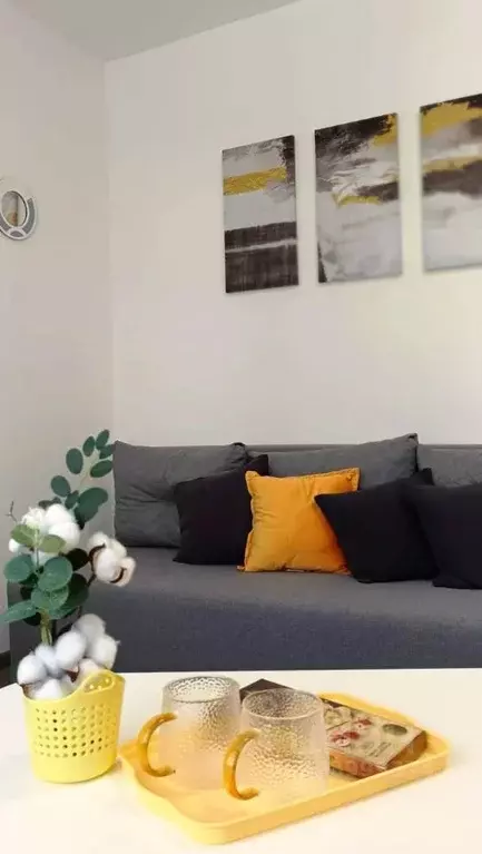 Студия Свердловская область, Екатеринбург ул. Академика Ландау, 49 ... - Фото 1