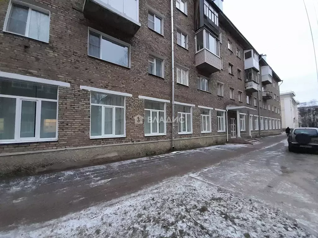 Помещение свободного назначения в Коми, Сыктывкар ул. Чернова, 4 (413 ... - Фото 1