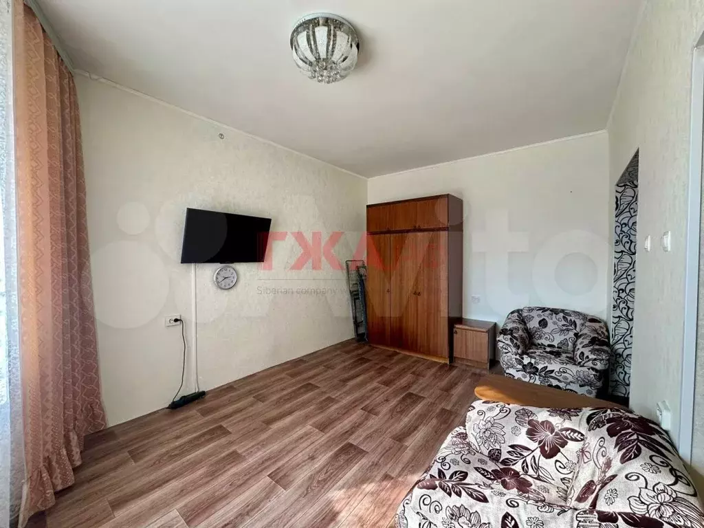 1-к. квартира, 43 м, 4/10 эт. - Фото 1