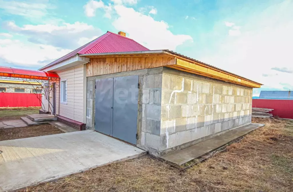 Дом в Бурятия, Иволгинский район, Гурульбинское с/пос, с. Гурульба, ... - Фото 1