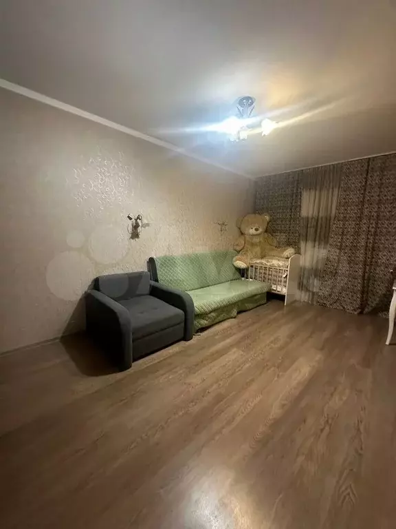 Комната 85 м в 3-к., 11/16 эт. - Фото 0