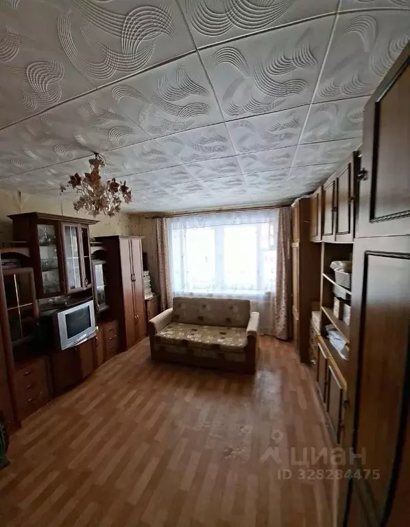 1-к кв. Башкортостан, Ишимбай ул. Чкалова, 9 (36.0 м) - Фото 1