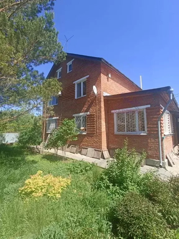 дом в оренбургская область, гайский городской округ, с. банное ул. . - Фото 0