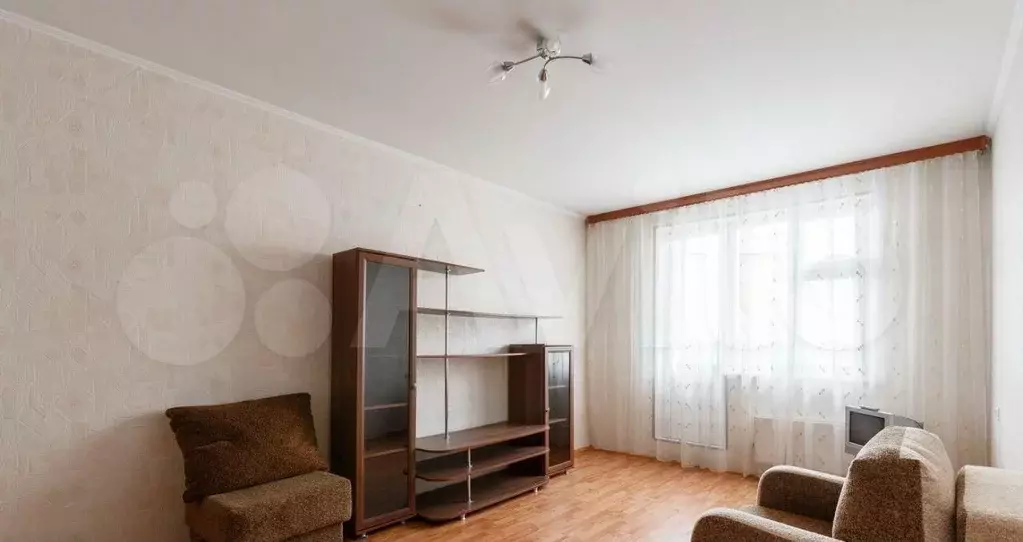 1-к. квартира, 40 м, 14/17 эт. - Фото 1