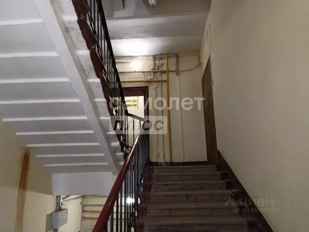 Комната Санкт-Петербург просп. Малый Васильевского острова, 30-32 ... - Фото 0