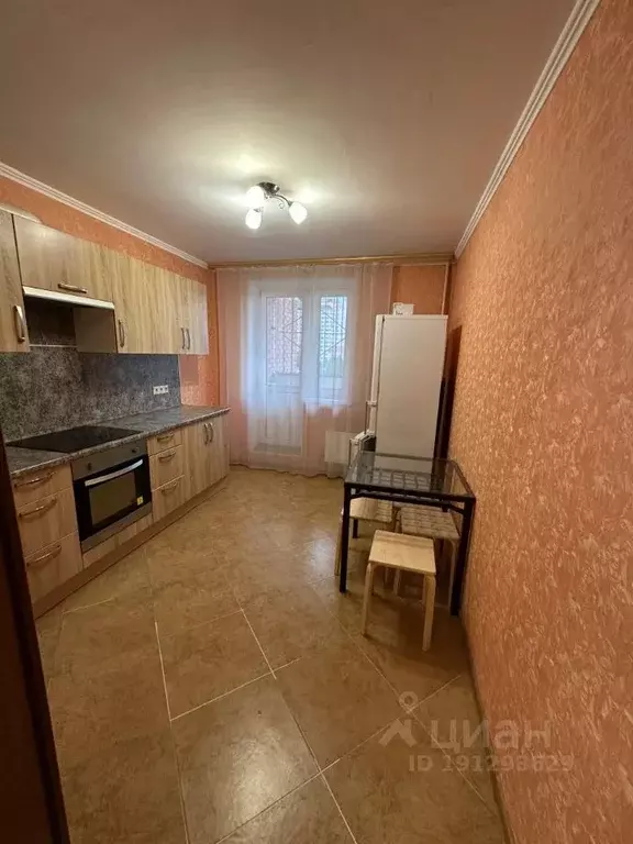 3-к кв. Московская область, Красногорск городской округ, Нахабино пгт ... - Фото 0