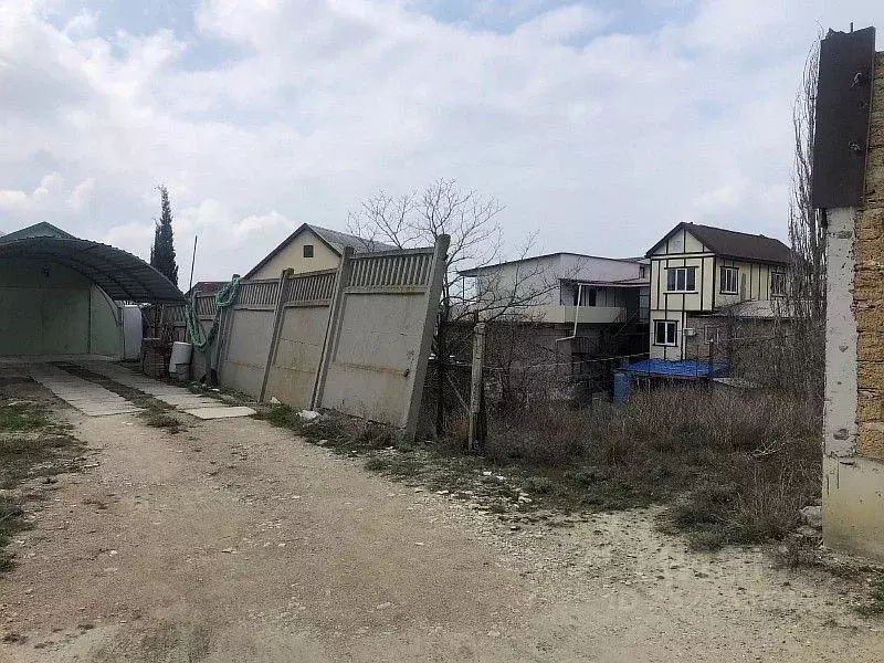 Участок в Крым, Феодосия городской округ, Орджоникидзе пгт  (4.6 сот.) - Фото 0