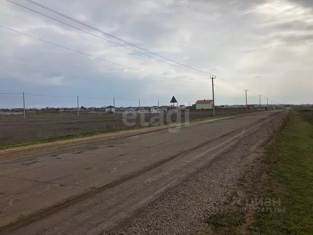 Участок в Крым, Сакский район, Молочненское с/пос, с. Витино  (10.0 ... - Фото 1