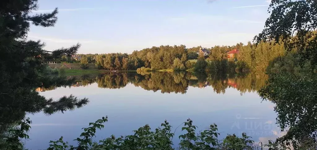 Участок в Московская область, Истра муниципальный округ, д. ... - Фото 1