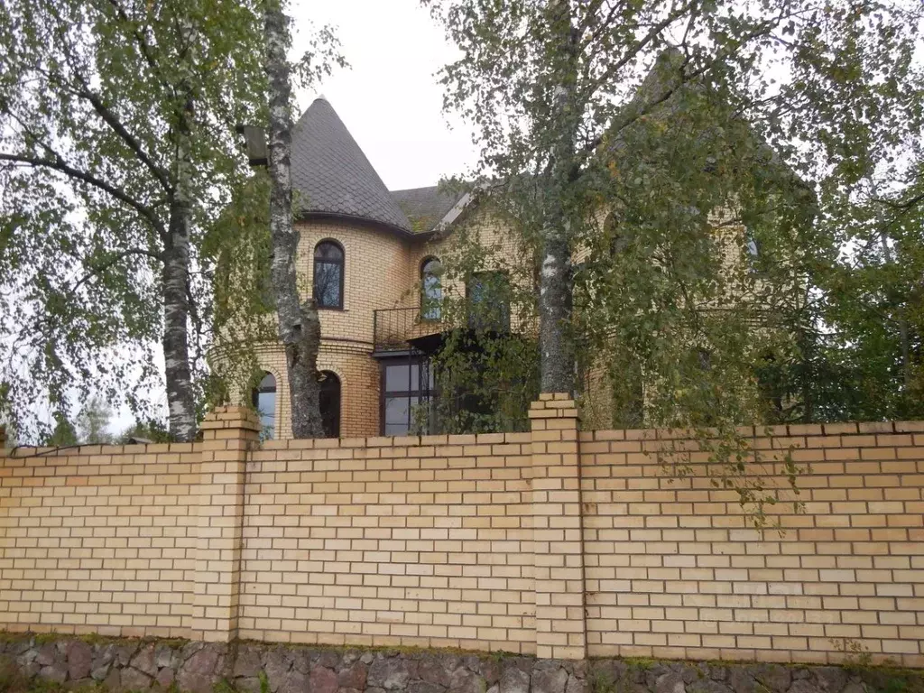 Дом в Новгородская область, Демянский муниципальный округ, с. Лычково ... - Фото 0