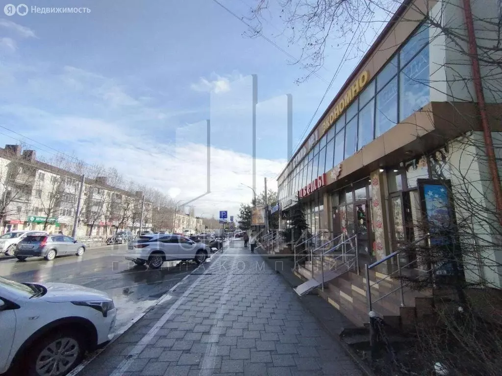 Торговая площадь (413 м) - Фото 1