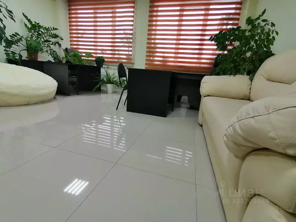 Офис в Кемеровская область, Кемерово Базовая ул., 5Б (40 м) - Фото 1