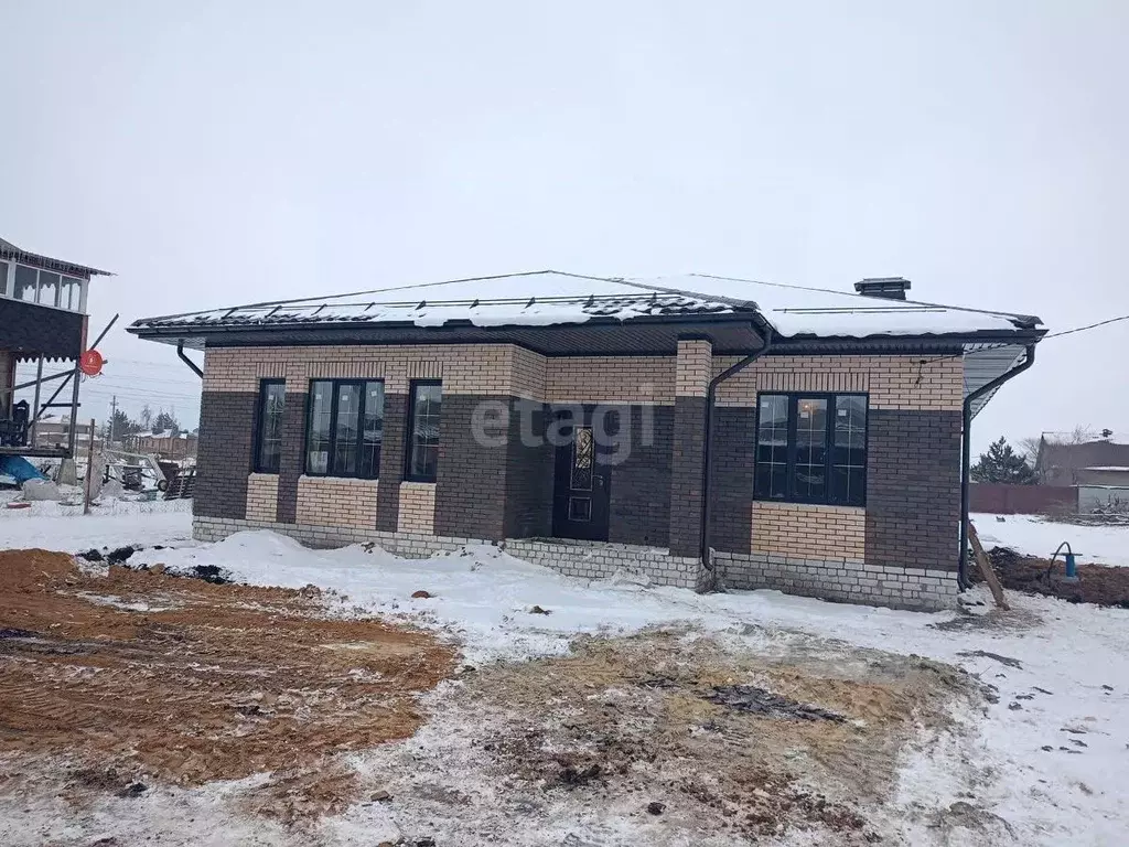 Дом в Воронежская область, с. Новая Усмань ул. Янтарная, 15А (140 м) - Фото 0