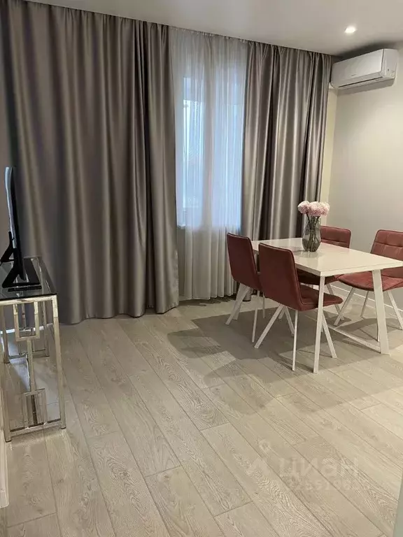 Студия Кировская область, Киров ул. Преображенская, 97 (34.5 м) - Фото 1