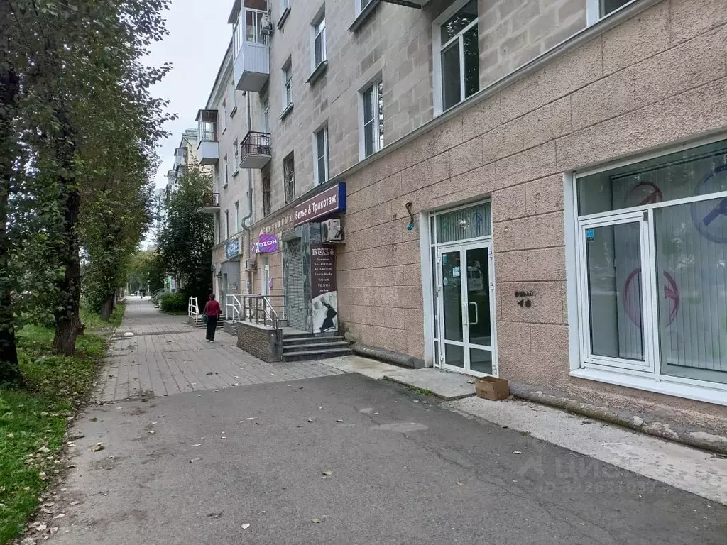 Торговая площадь в Свердловская область, Екатеринбург ул. Блюхера, 16 ... - Фото 2