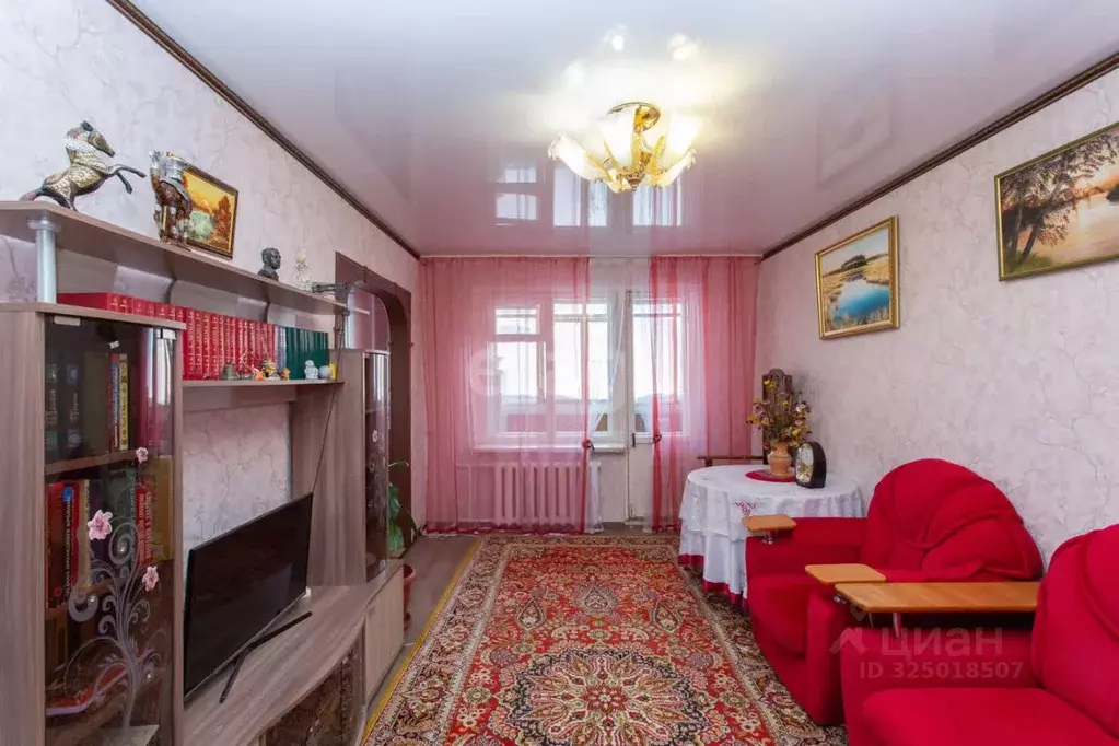 3-к кв. Тюменская область, Тобольск 8-й мкр, 20 (61.1 м) - Фото 1