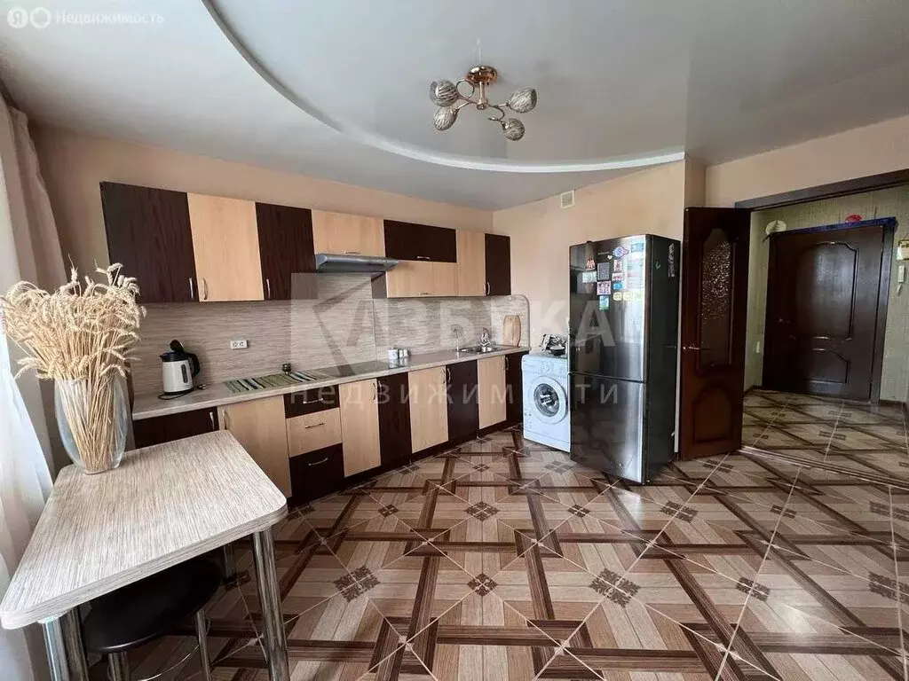 2-комнатная квартира: Воронеж, улица Челюскинцев, 101А (62 м) - Фото 1