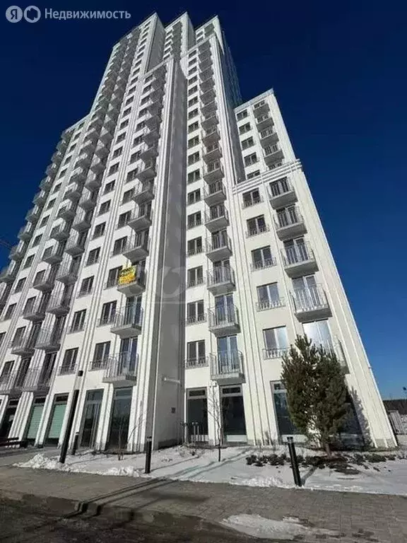 2-комнатная квартира: Тюмень, улица Геннадия Райкова, 19 (62.7 м) - Фото 0