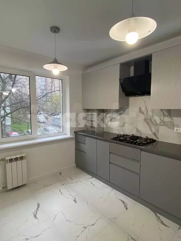 3-к. квартира, 64 м, 2/10 эт. - Фото 0