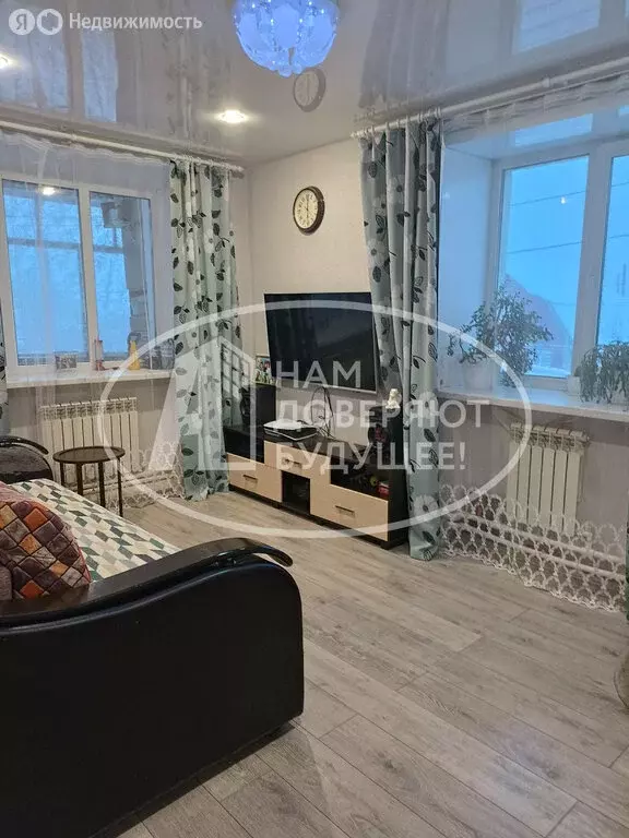 3-комнатная квартира: Чернушка, Первомайская улица, 40 (54 м) - Фото 2