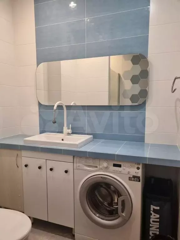 2-к. квартира, 55 м, 3/3 эт. - Фото 1