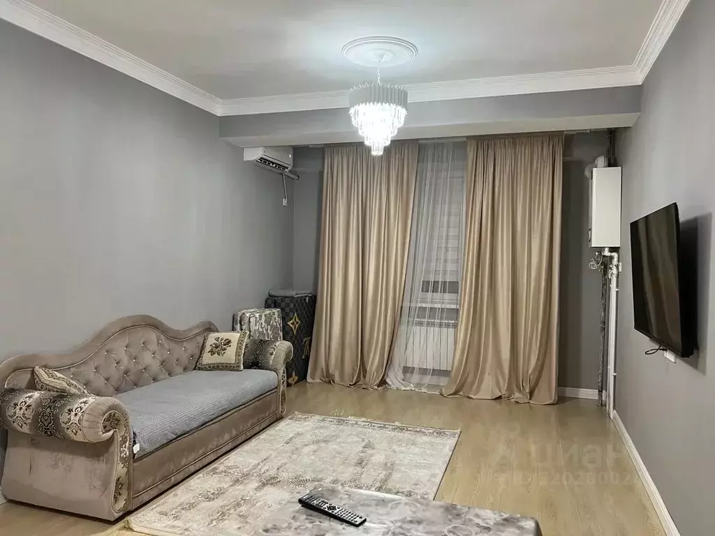 2-к кв. Дагестан, Каспийск просп. М. Омарова, 14А (58.0 м) - Фото 0