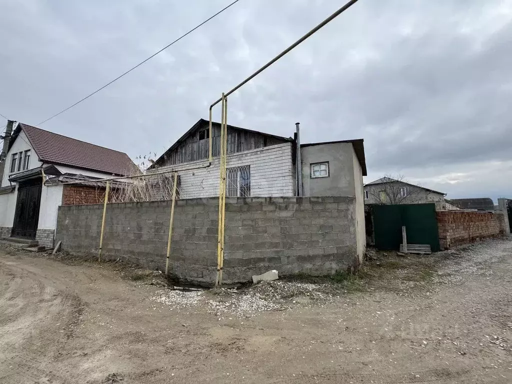 Дом в Дагестан, Каспийск СНТ Весна тер., ул. 7-я Линия, 15 (93 м) - Фото 1