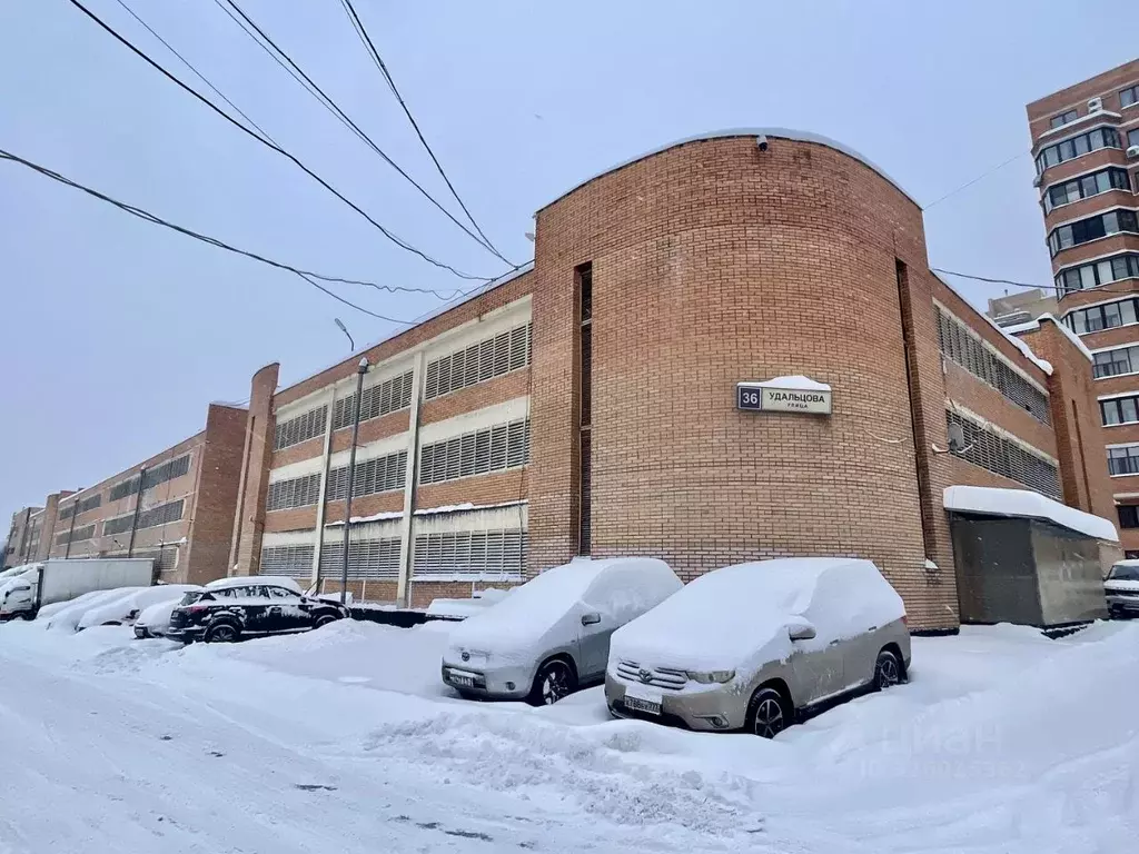 Гараж в Москва ул. Удальцова, 36 (19 м) - Фото 1