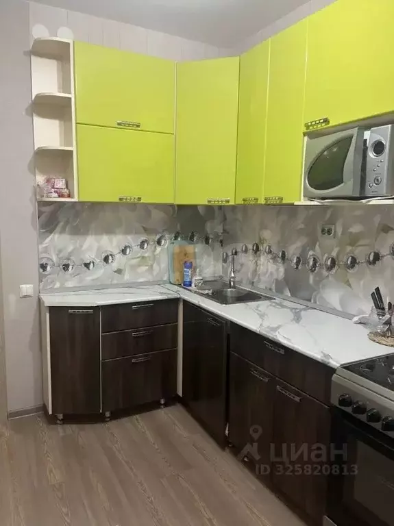 1-к кв. Татарстан, Казань ул. Рауиса Гареева, 96 (42.0 м) - Фото 1