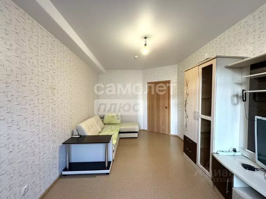 1-к кв. Пермский край, Березники Усольский-2 мкр, ул. Строителей, 8 ... - Фото 1