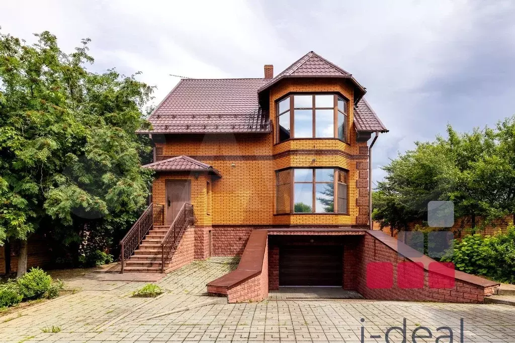 Дом 240 м на участке 10 сот. - Фото 1