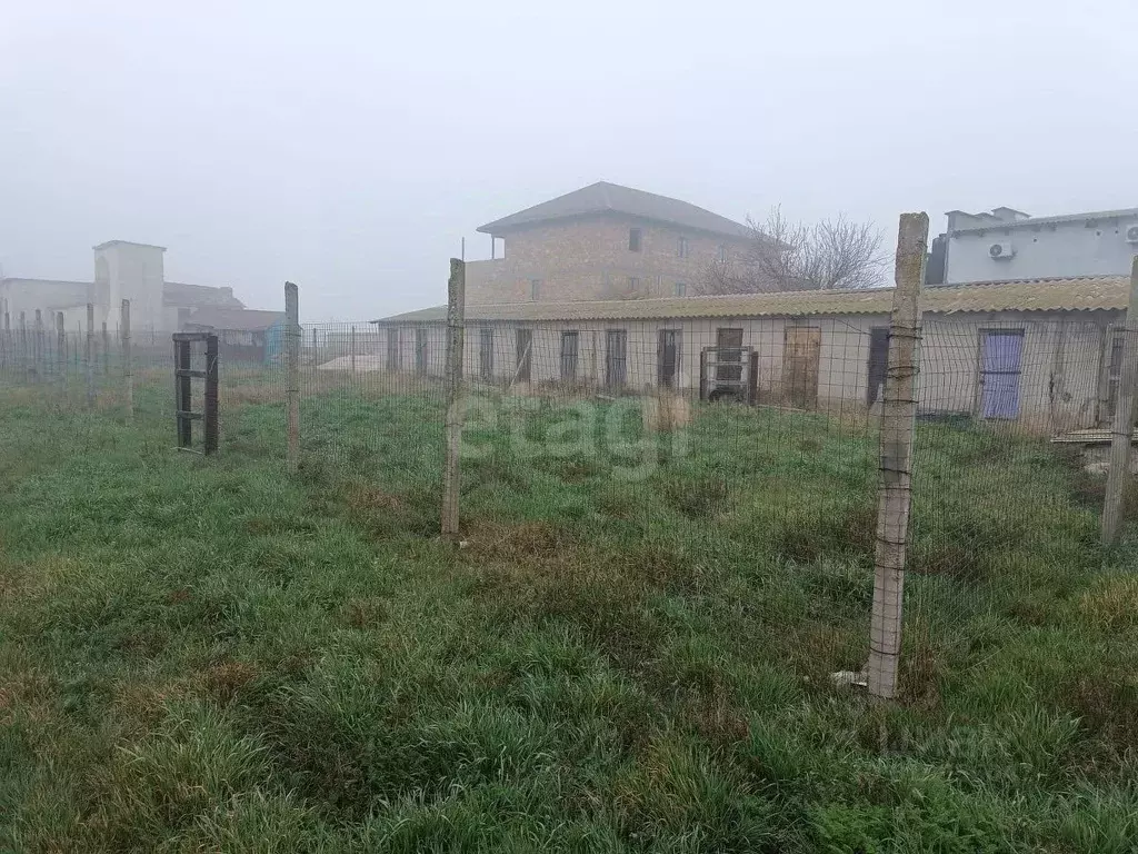 Участок в Крым, Сакский район, с. Штормовое  (4.18 сот.) - Фото 0