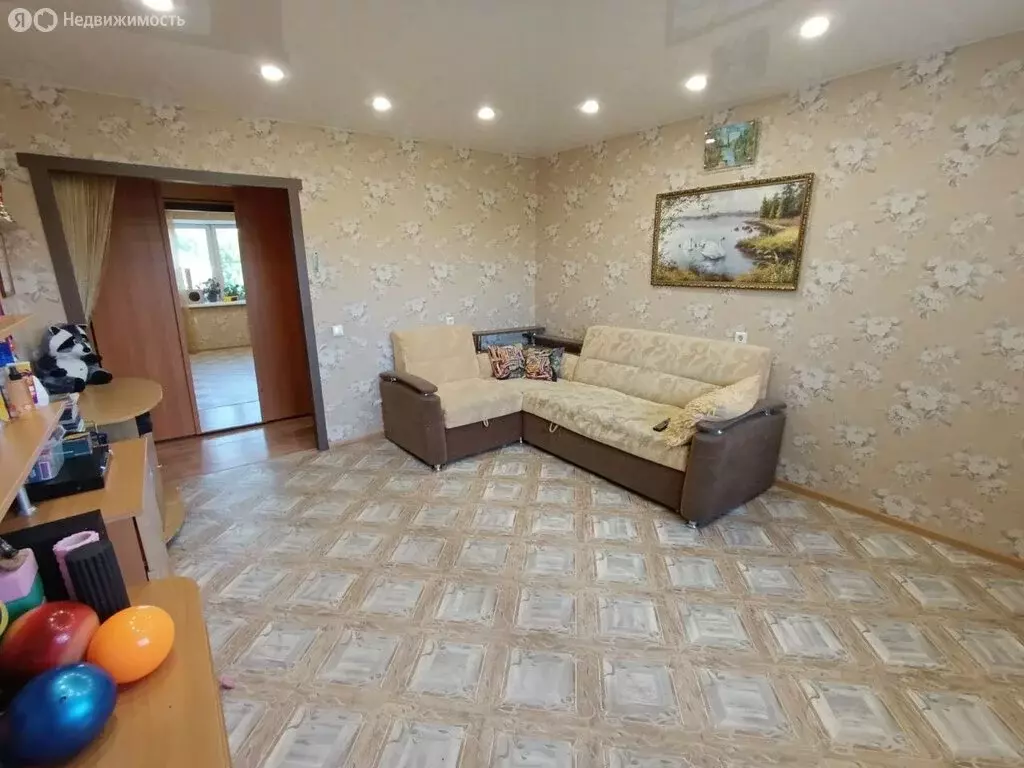 3-комнатная квартира: Киров, Березниковский переулок, 32 (72.4 м) - Фото 2