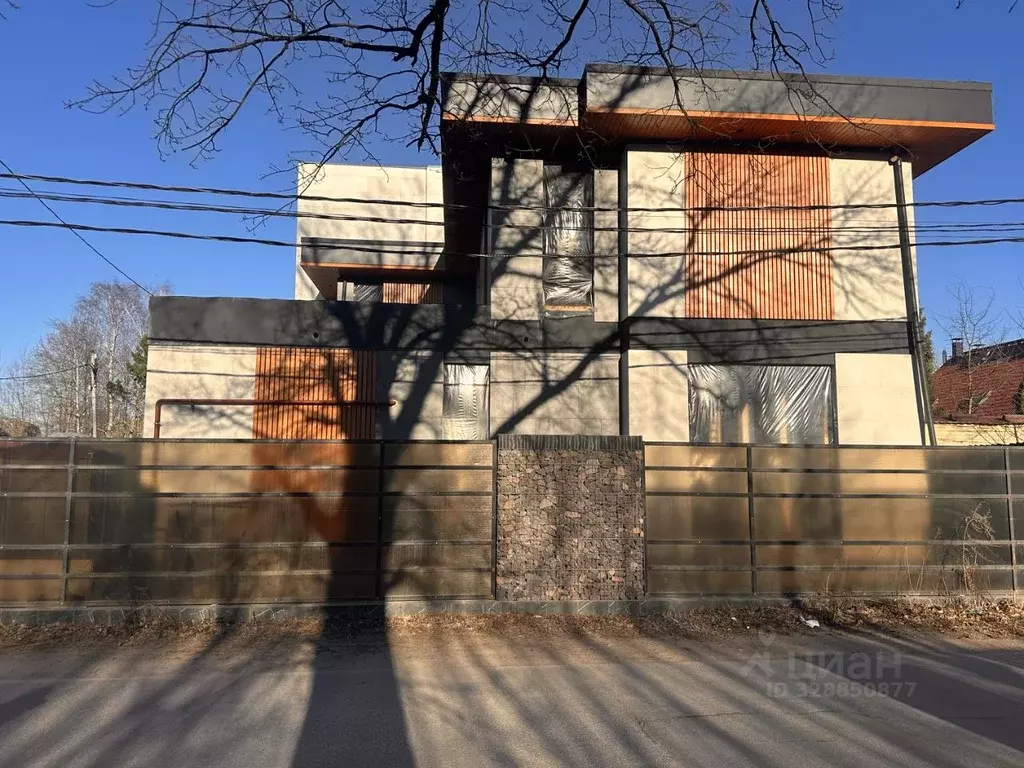 Коттедж в Санкт-Петербург пос. Солнечное, ш. Приморское (320 м) - Фото 2