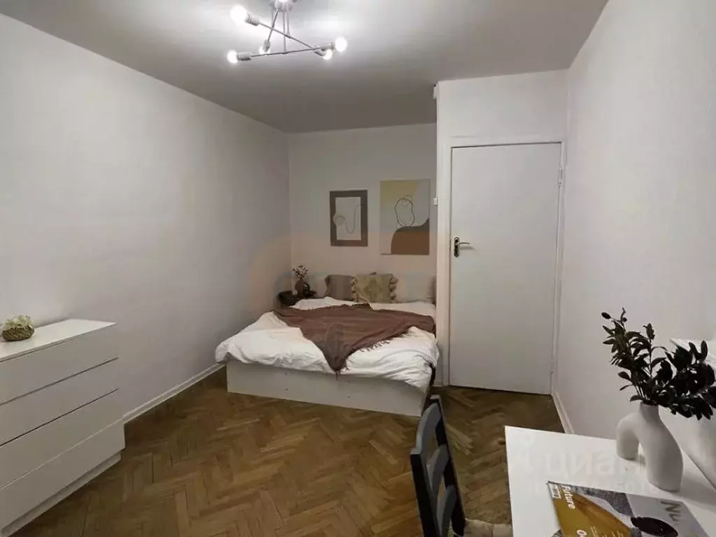 Комната Москва ул. Введенского, 10К1 (14.0 м) - Фото 1