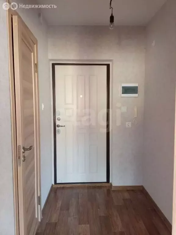 Квартира-студия: Троицкий, улица Богданова, 21 (29.7 м) - Фото 1